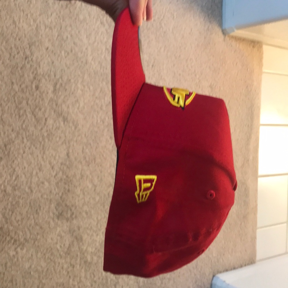 Fitted FMF hat - Picture 4 of 4